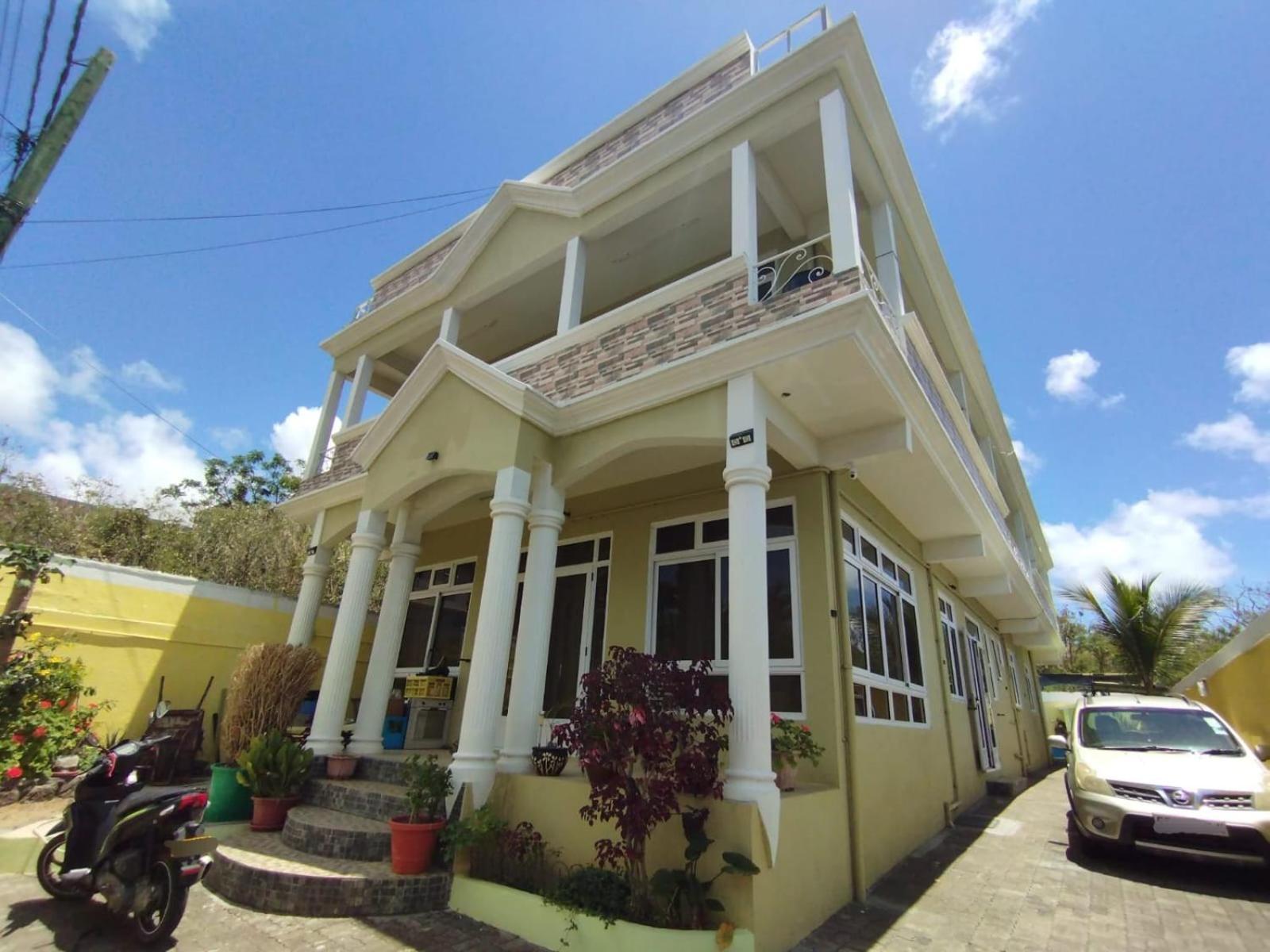 Colosseo Apartments กรองด์เบย์ ภายนอก รูปภาพ